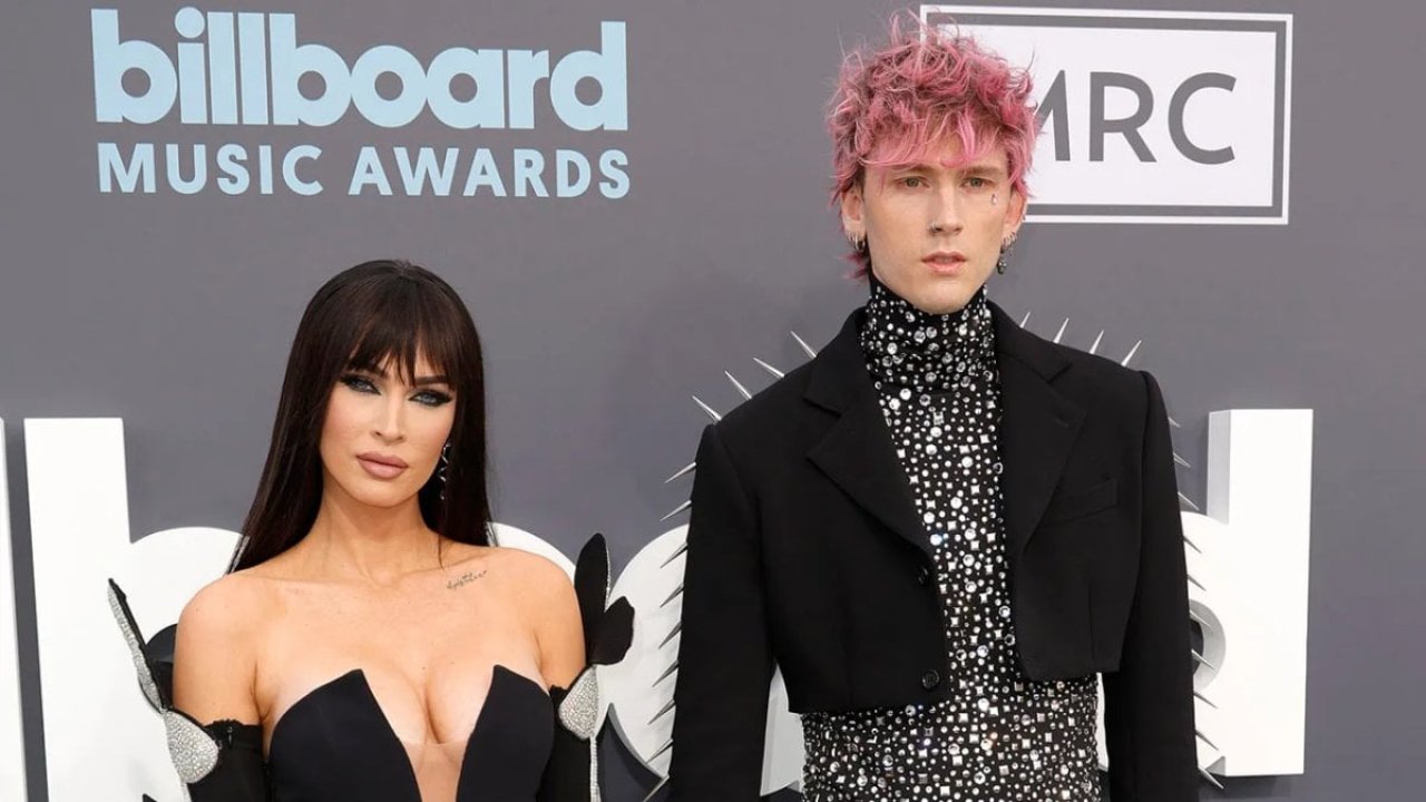 Megan Fox ile Machine Gun Kelly aşkı sonlandı! 11 491589