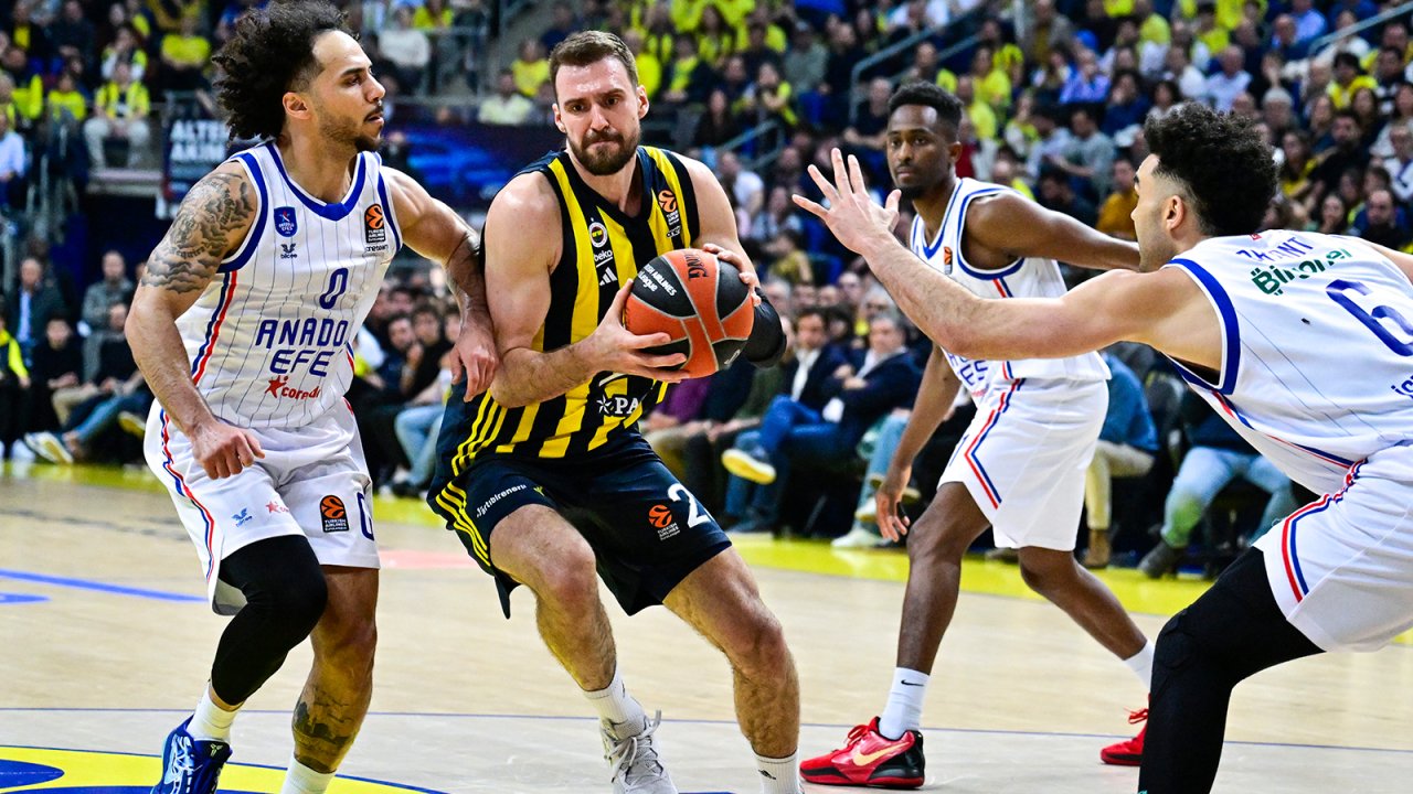 EuroLeague'deki Türk derbisinde zafer Fenerbahçe Beko'nun! 12 495208