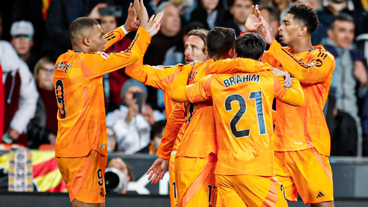 Real Madrid mucizeyi başardı! 17 495237
