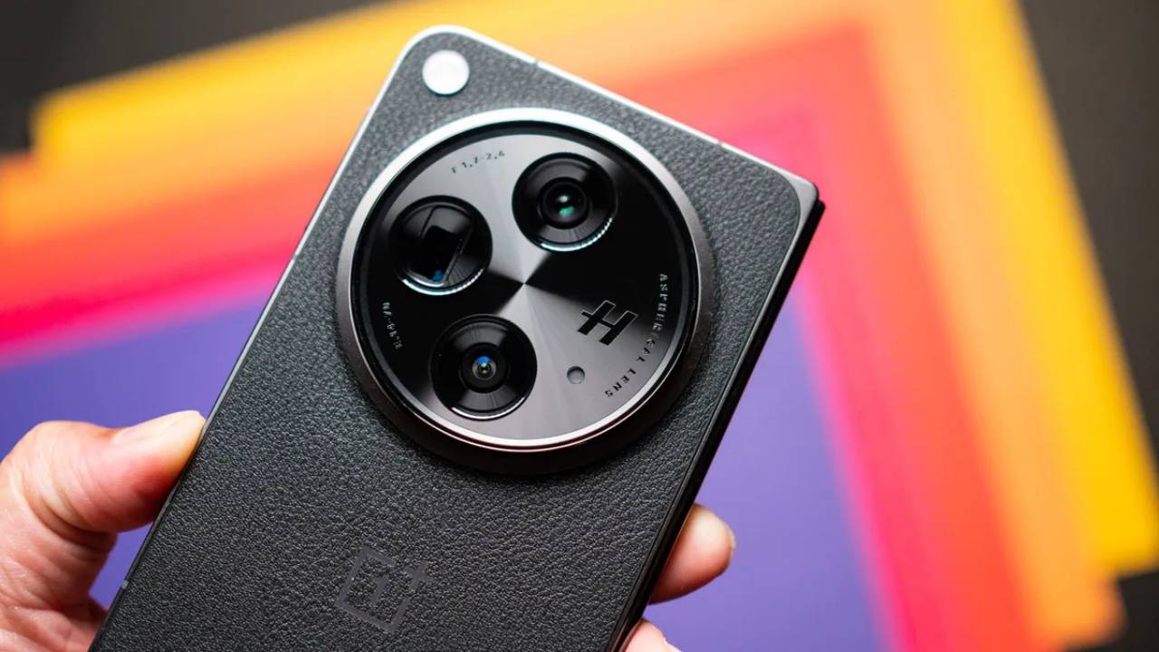 OnePlus Open 2, tarihin en ince katlanabilir telefonu olabilir! 16 OnePlus Open 2 beklenenden gec gelecek
