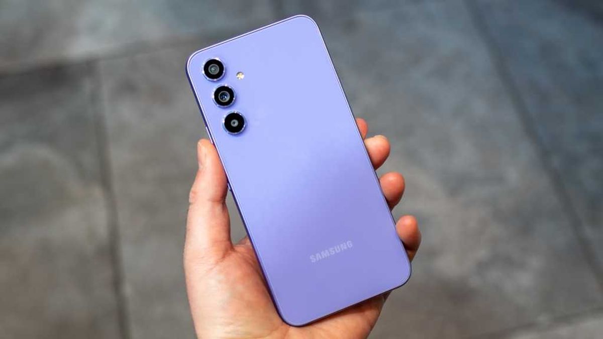 Samsung, bir model için daha beklenen güncellemeyi yayınladı! 29 samsung galaxy a56 modelinin kamera tasarimi 4