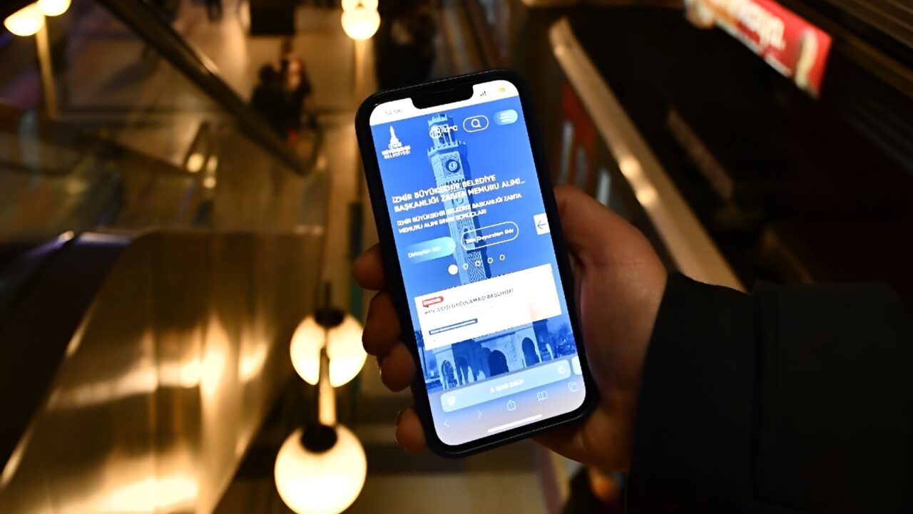 Tünelde bile çekecek! İzmir Metrosu'nda kesintisiz internet dönemi 34 tunelde bile cekecek izmir metrosunda kesintisiz internet e1735763767902