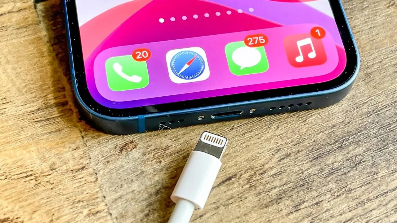 USB-Type C Apple'a bela oldu: iPhone'lar tehlikede 14 usb c girisli iphone 1 1.webp