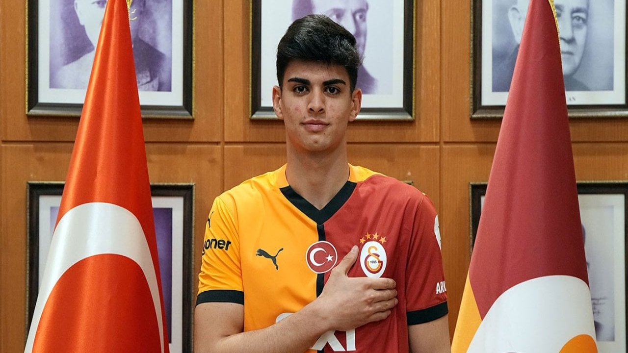 Galatasaray transferi tamamladı 8 499817