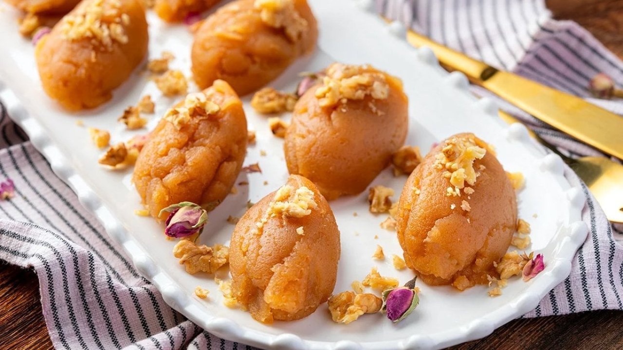 Un helvası tarifini bu şekilde deneyin! 10 500172