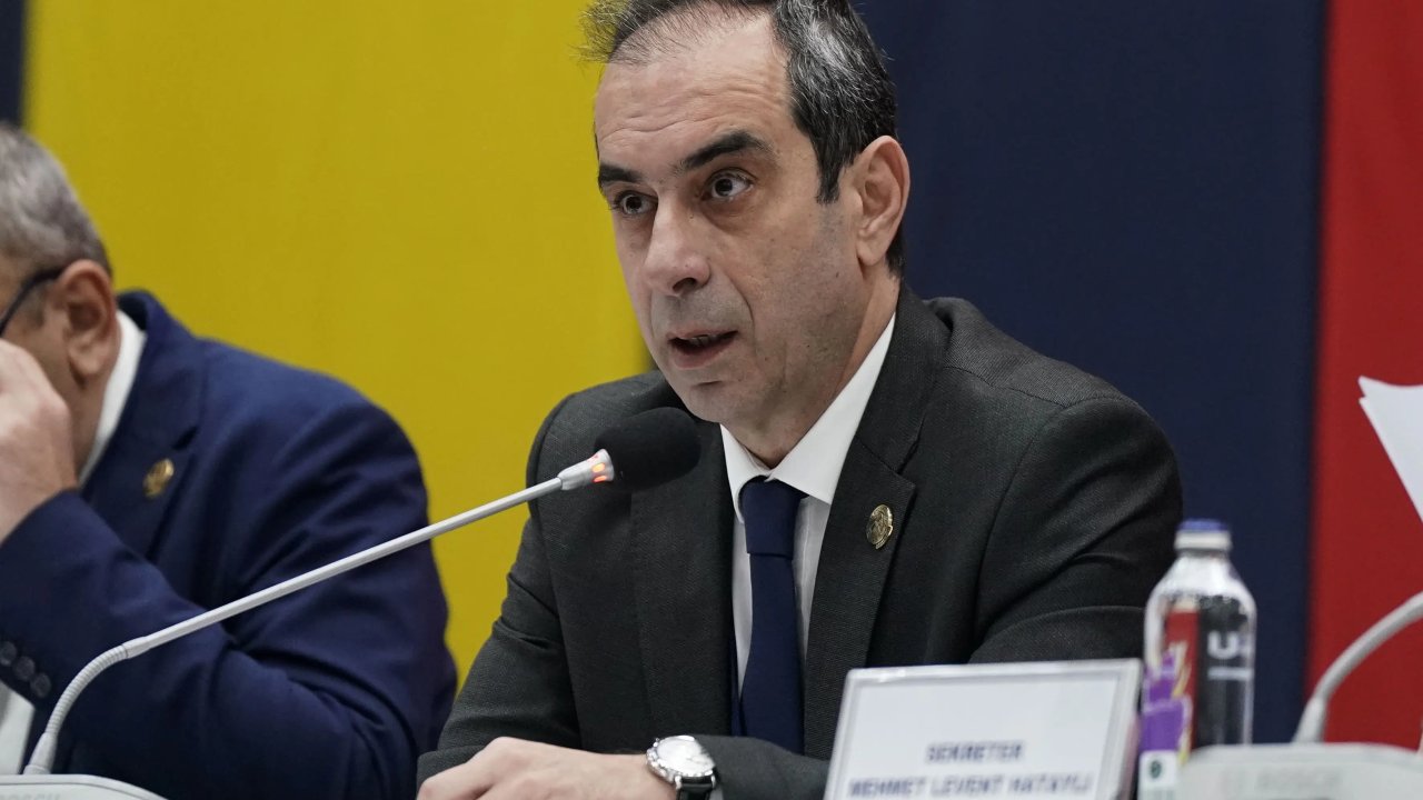 TFF ve MHK'yi istifaya çağırmaları, bozuk düzeni korumak içindir 18 500444