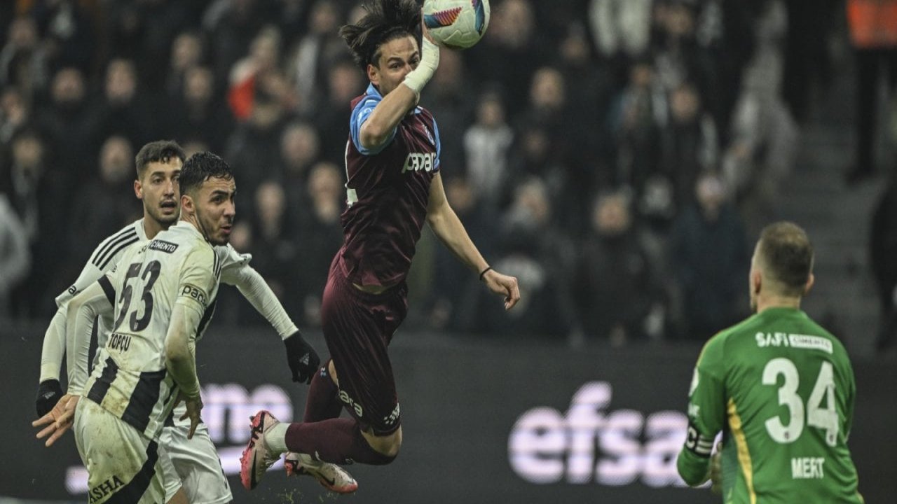 Mert Günok, Performanstan Memnun Kalmadı 17 500482