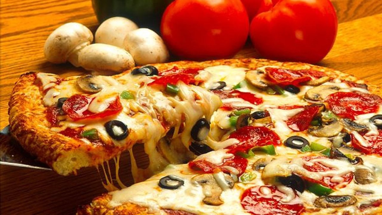 Bu tarifi gördükten sonra bayat ekmeklerinizi çöpe atmayacaksınız! Üstelik 5 dakikada hazır! 6 501092