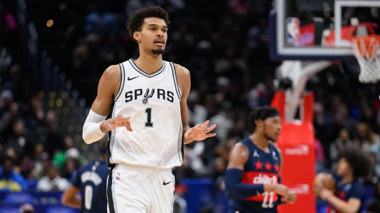 Spurs'ün yıldızı Wembanyama sezonu kapattı! 8 501537