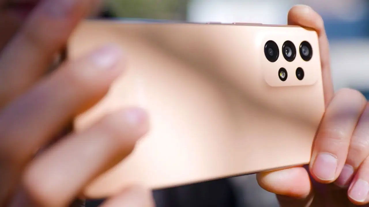 Samsung popüler iki modeli için beklenen güncellemeyi yayınladı! 2 samsung guvenlik guncellemesini iki modele yayinladi 2