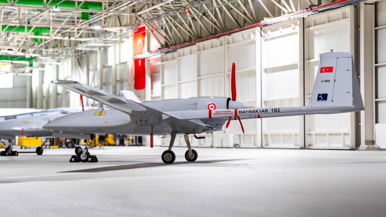 Bayraktar TB2 Jandarma envanterinde görevini tamamladı 10 tb 2 1