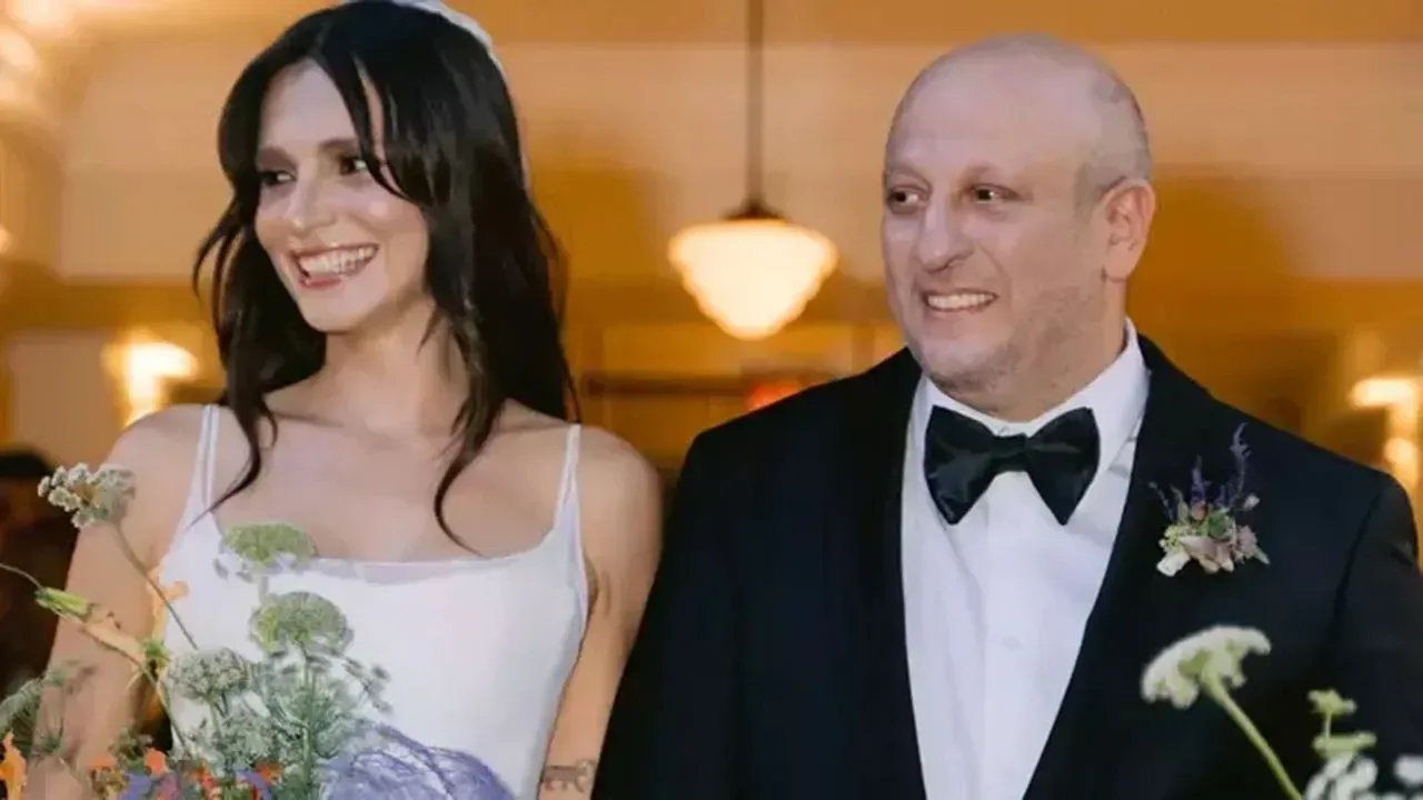Meriç Aral anne oluyor; Bebeğinin cinsiyetini açıkladı 3 505103