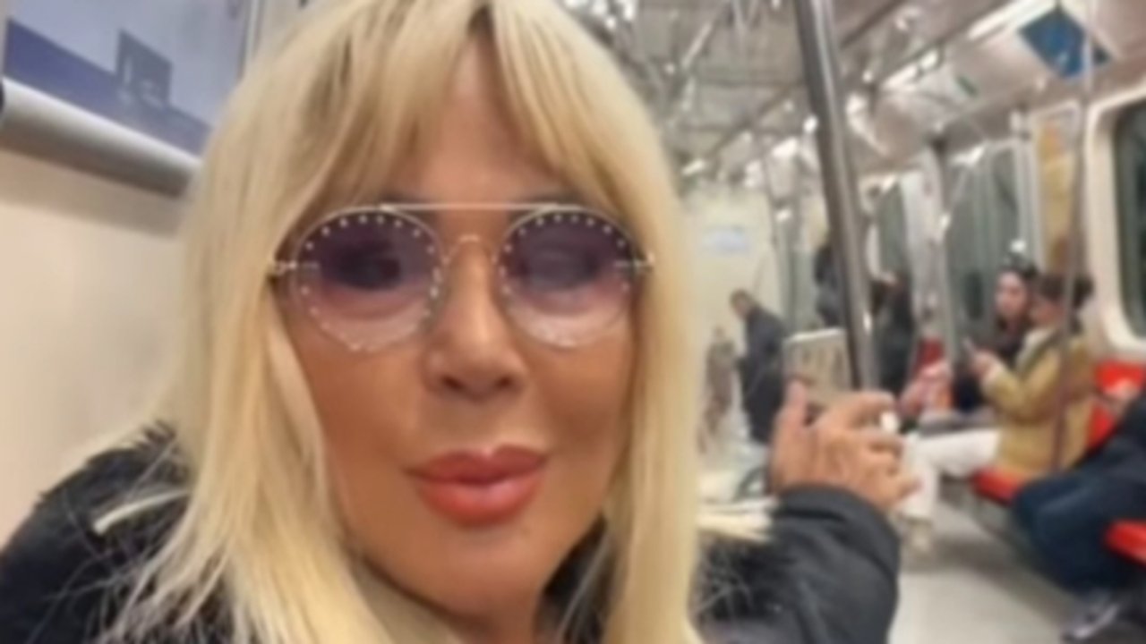 Safiye Soyman toplu taşımaya bindi: Halka karışmayı seviyorum 6 511617