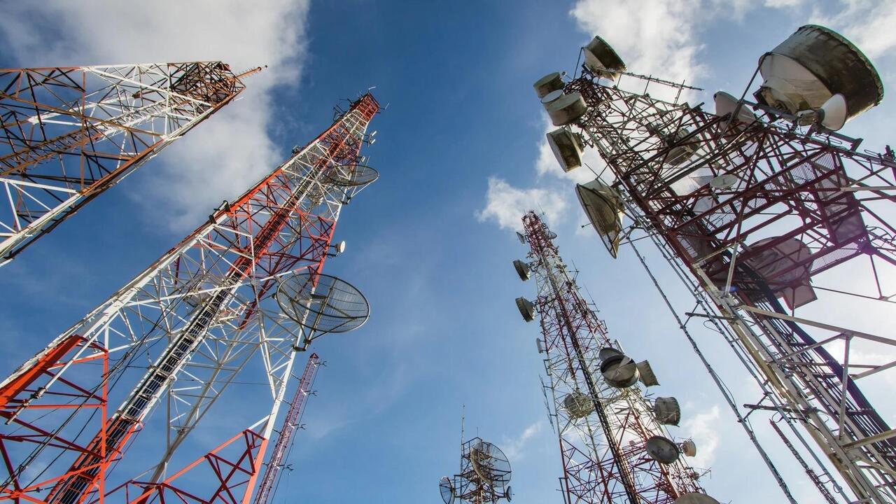 Broadcast Positioning System 1