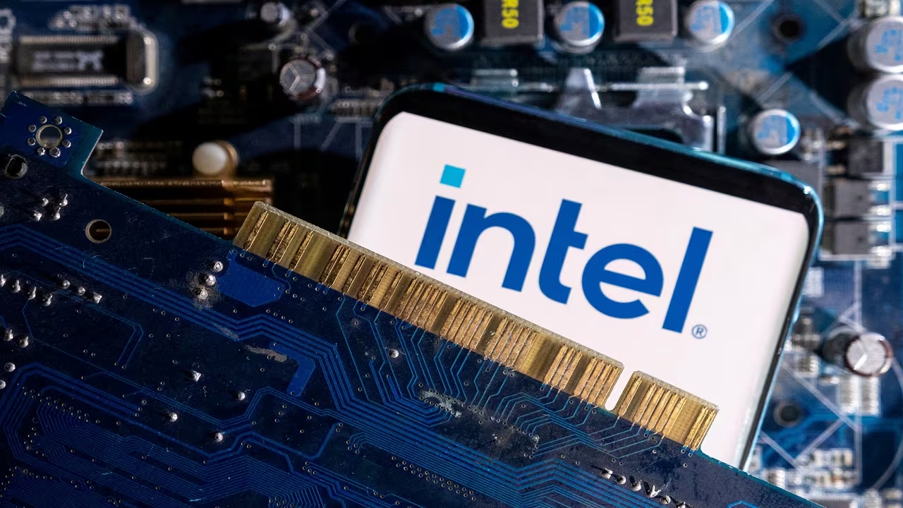Intel, Altera bölümündeki çoğunluk hissesini sattı! 20 broadcom intelin cip tasarim birimi icin harekete gecti 3