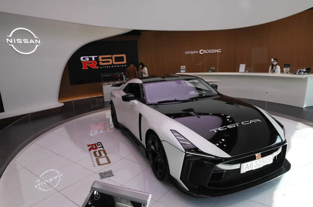 nissan gtr 2.webp