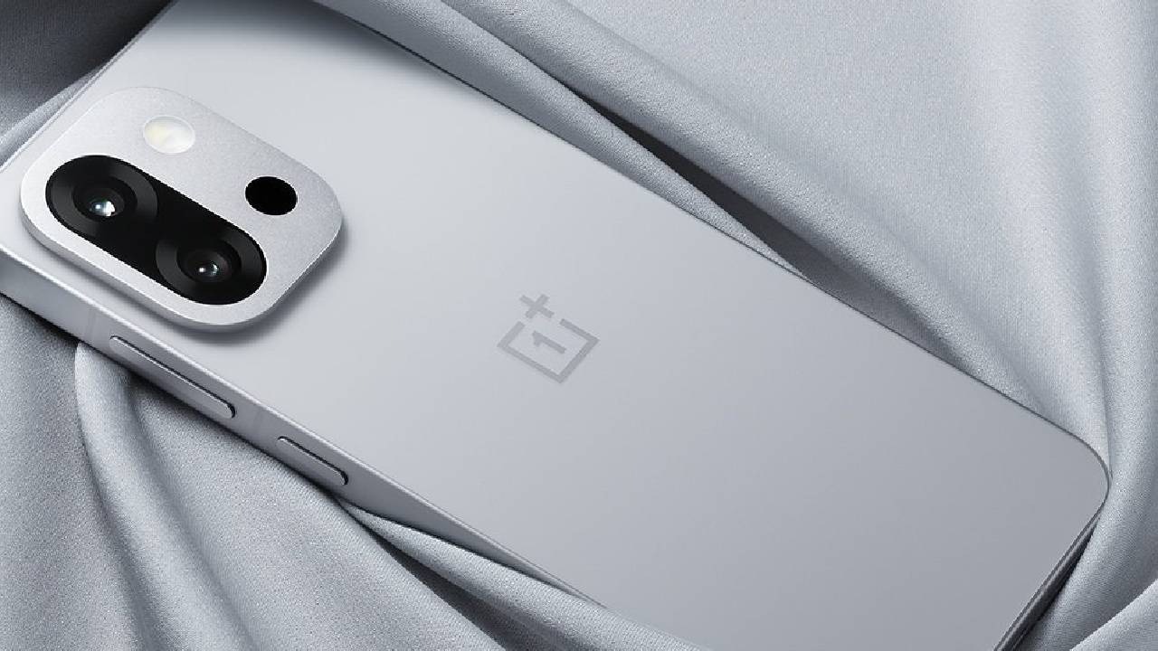 OnePlus’tan Snapdragon 8 Elite işlemcili kompakt telefon geliyor! 10 oneplus 1