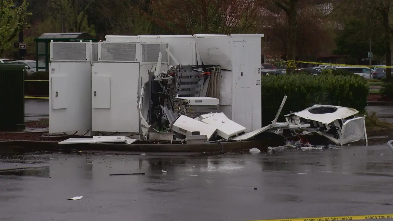 ABD'de Tesla şarj istasyonuna saldırı düzenlendi! 5 tesla patlama 1.webp