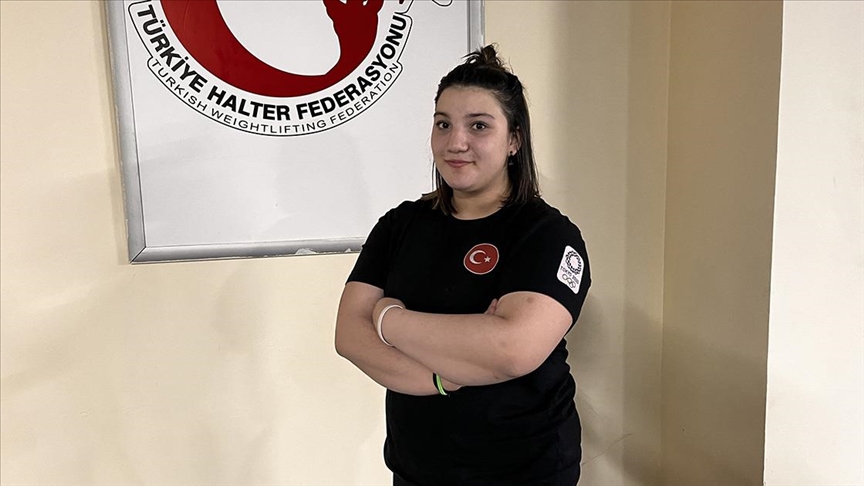 Fatmagül Çevik, genç kadınlar 87 kiloda dünya şampiyonu oldu 8 515385