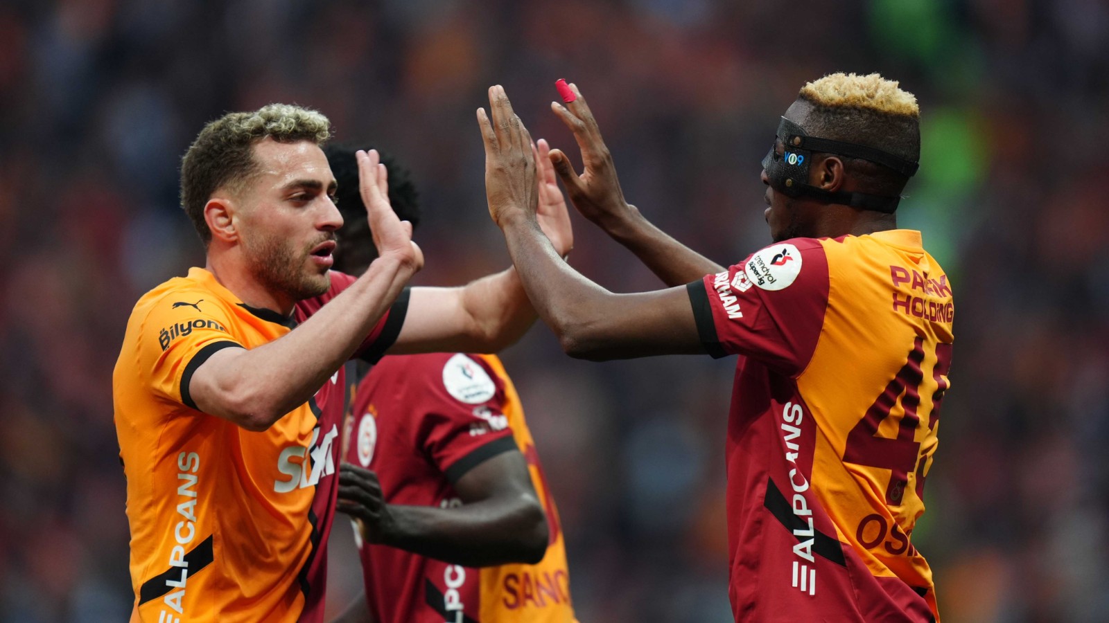 Aslan şampiyonluğa yürüyor! Okan Buruk 11’i ezberletti 13 515525