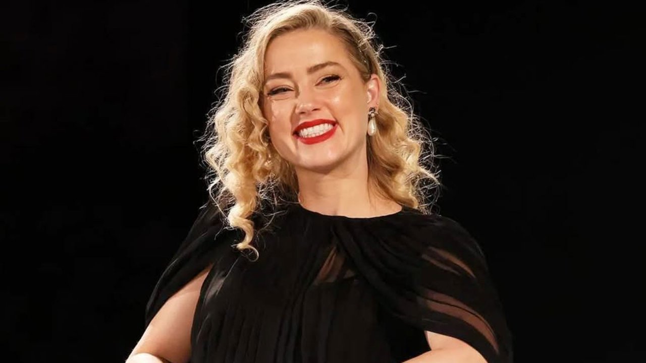 Amber Heard ailesini büyüttü: İkiz bebeklerini dünyaya getirdi 8 516743