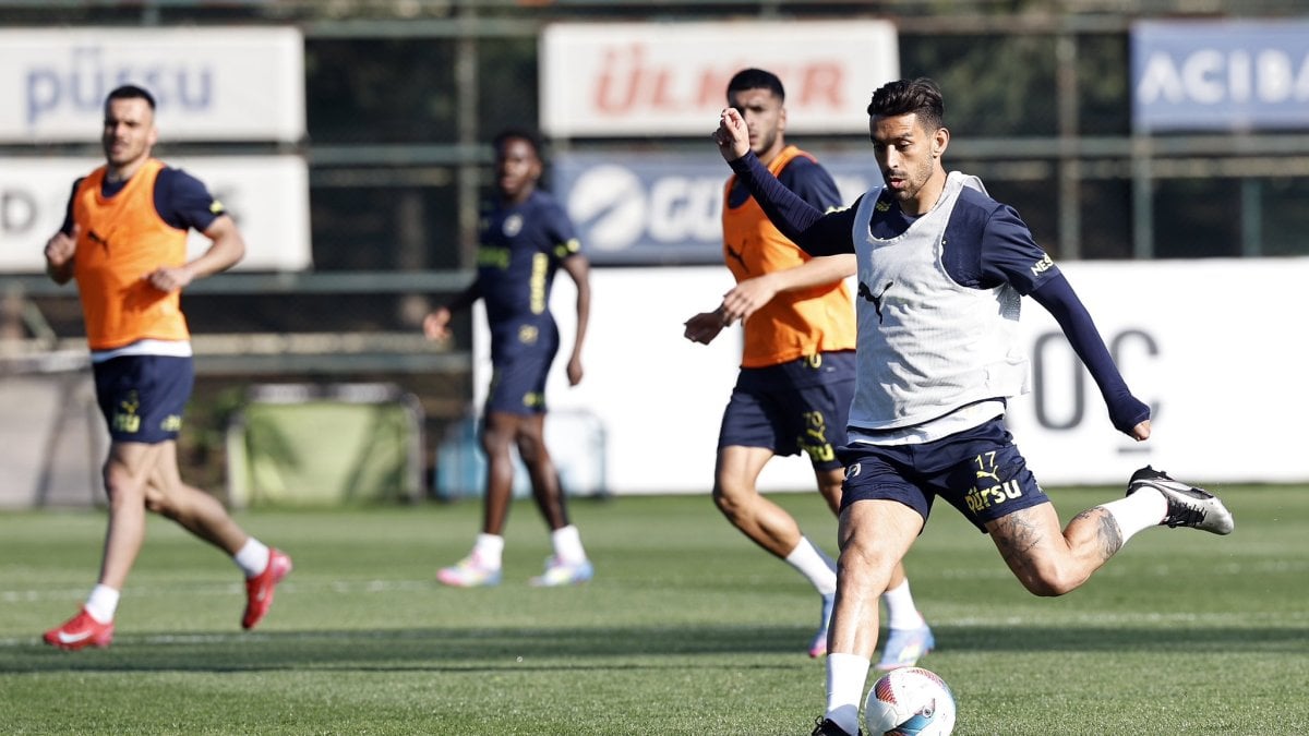 Fenerbahçe, Eyüpspor maçı için hazırlıklara başladı 4 516822