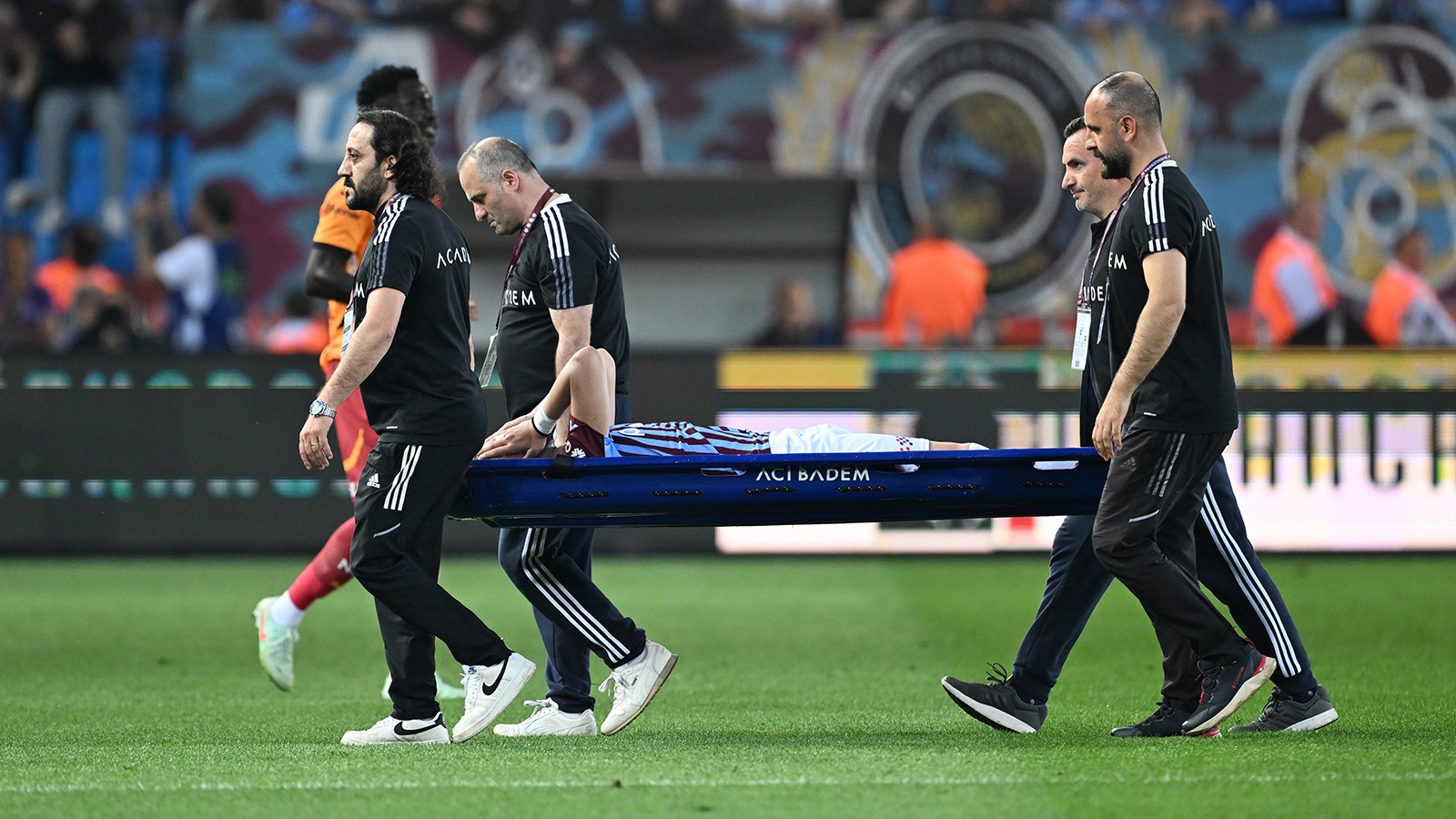 Trabzonspor'dan Enis Destan'ın sakatlık durumu hakkında açıklama 5 516826