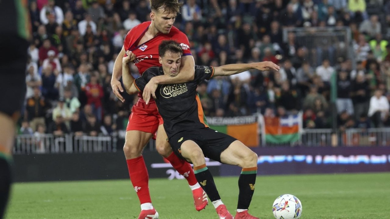 Venezia'da Zafer, Fiorentina'da Hüsran 7 516847