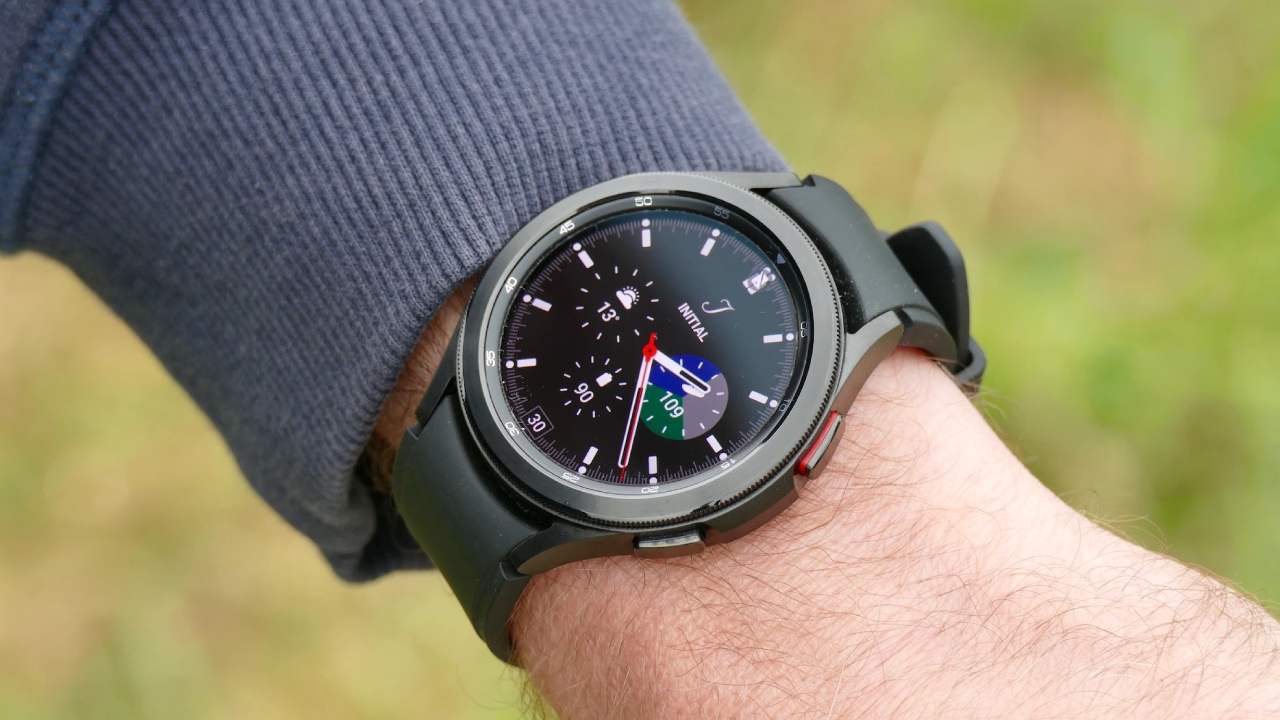Galaxy Watch 8 Classic geliyor! İşte tasarımı 16 samsung galaxy watch 6 classic tasarimi