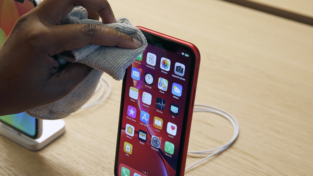 Telefon ekranı nasıl temizlenir? Dikkat etmeniz gerekenler! 7 telefon ekrani nasil temizlenir dikkat etmeniz gerekenler