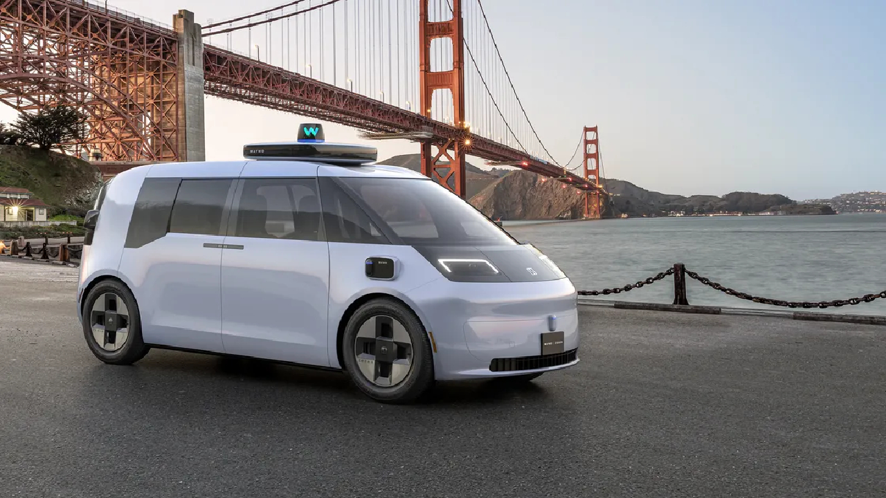 Robotaksiler, 25 kat daha güvenli olabilir! 30 waymo otonom araclar icin bir otomobil sirketi ile anlasti