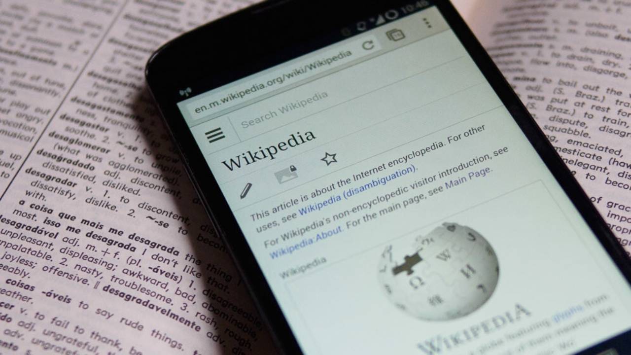 Wikipedia, daha fazla yapay zeka kullanacak! 3 yeni web standartlarina uygun wikipedia konsept tasarimi