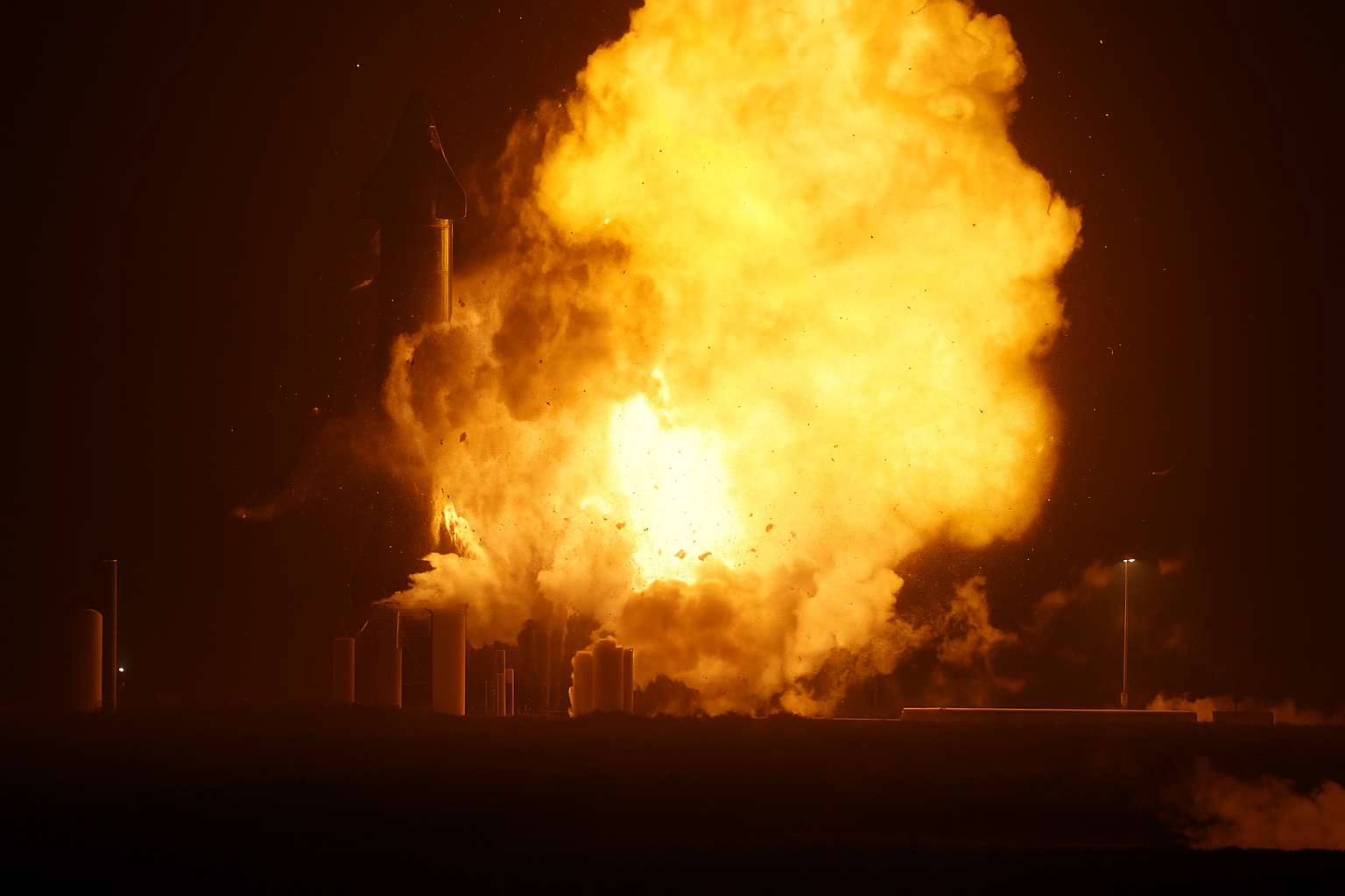 Starbase’de alarm! SpaceX testi felakete döndü 6 1 11