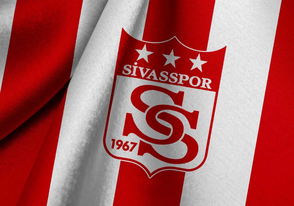 Sivasspor yönetiminin üyelik çağrısına ilgi düşük kaldı 10 515056