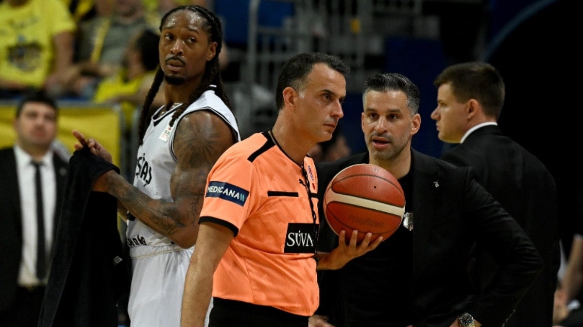 Beşiktaş'tan Fenerbahçe maçı sonrası sert açıklama: "Yener Yılmaz parkelerden uzaklaştırılsın" 12 523938