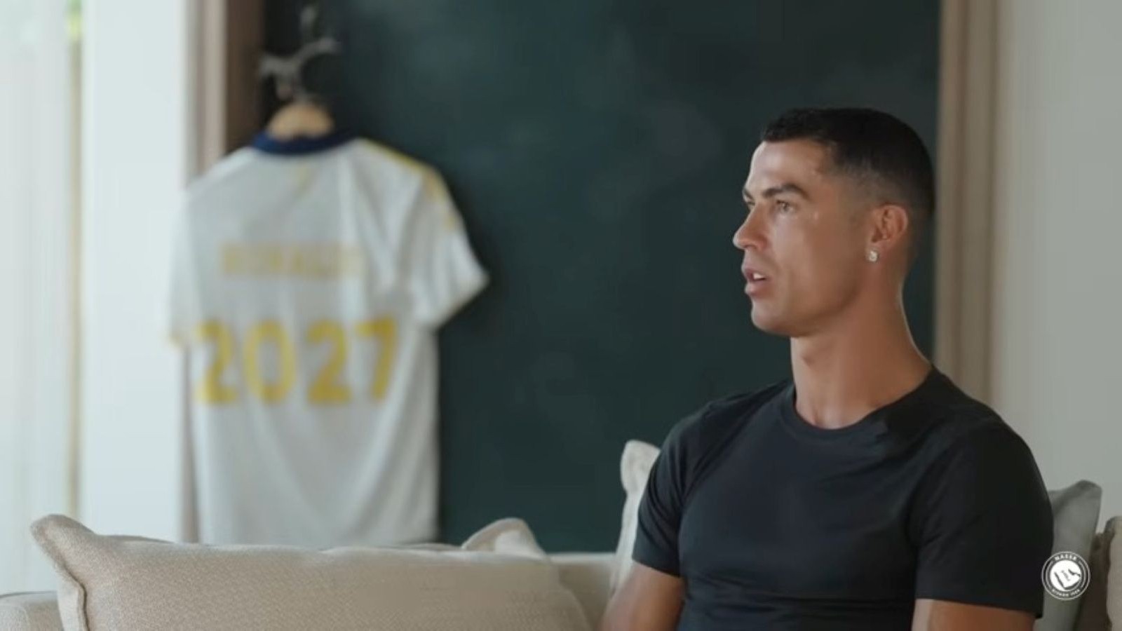 Ronaldo İmzaladı ve Bombaladı: "Futboldan Anlamayanlar..." 5 526091