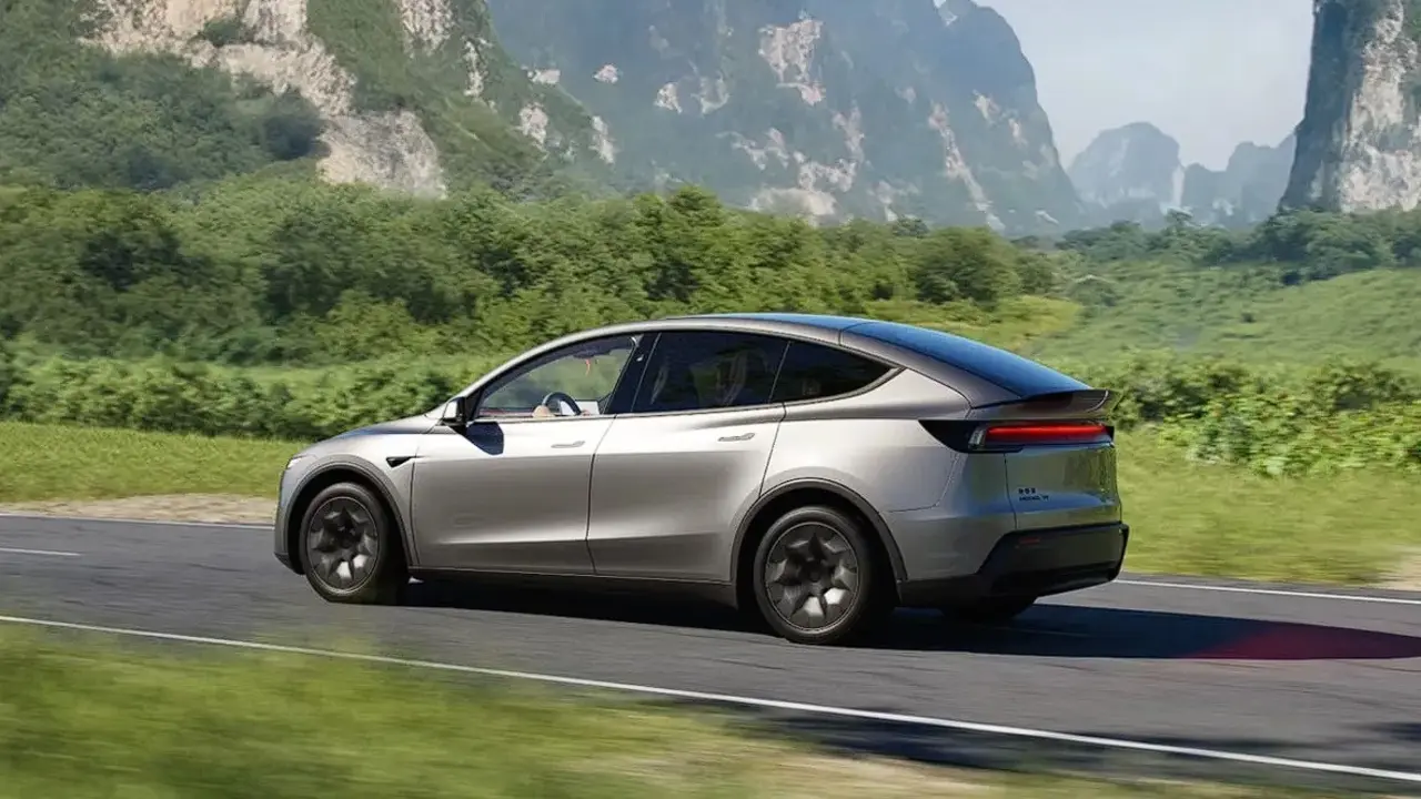 Tesla Model Y L 1.webp