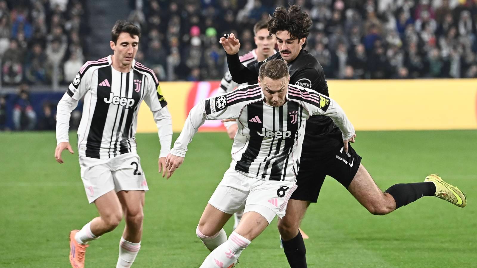 Sporting Lizbon’la 1-1 berabere kaldı 15 548353