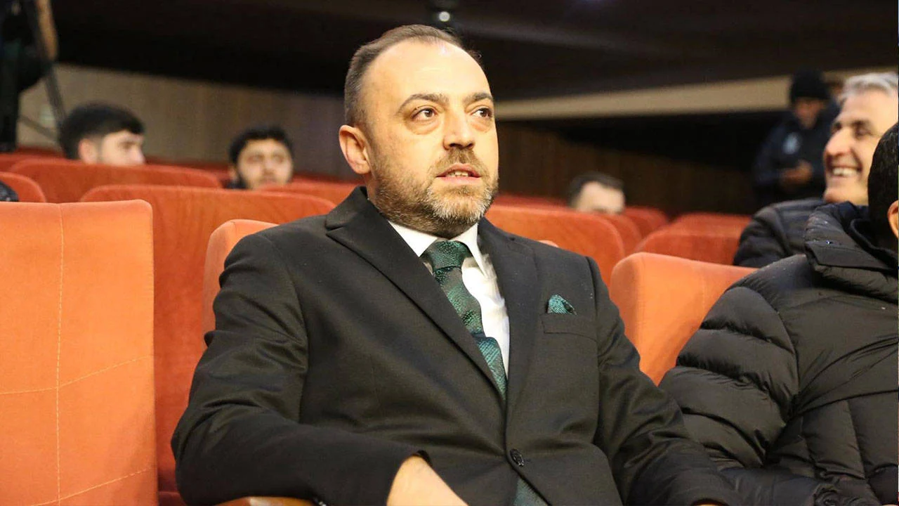 Sakaryaspor’da yeni dönem: Başkanlık koltuğu Enes Zengin’in 5 553482