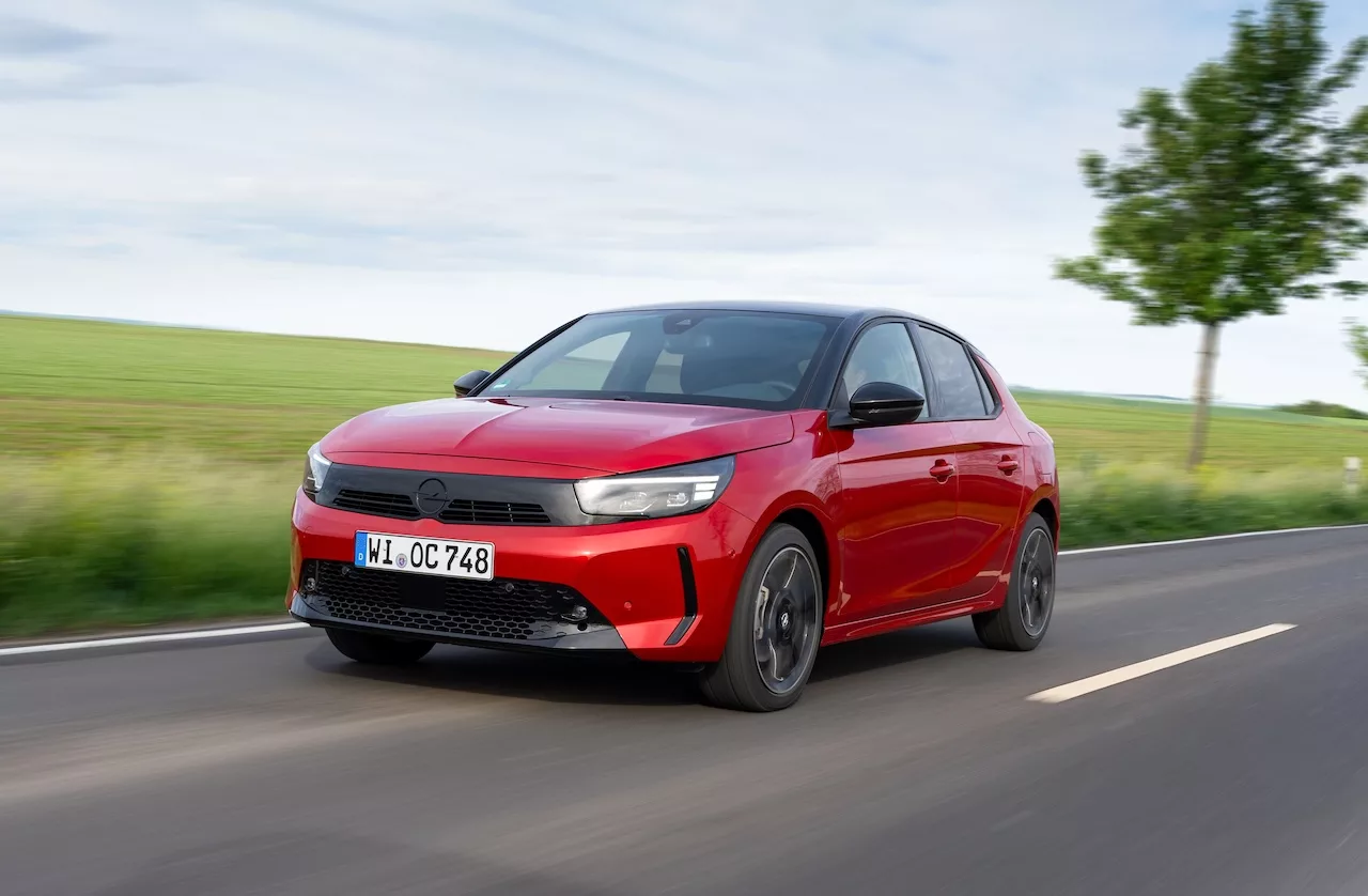 Opel Hibrit Modelleri Türkiye'de! Corsa ve Mokka Fiyatı 7 Opel Corsa Hybrid 1.webp