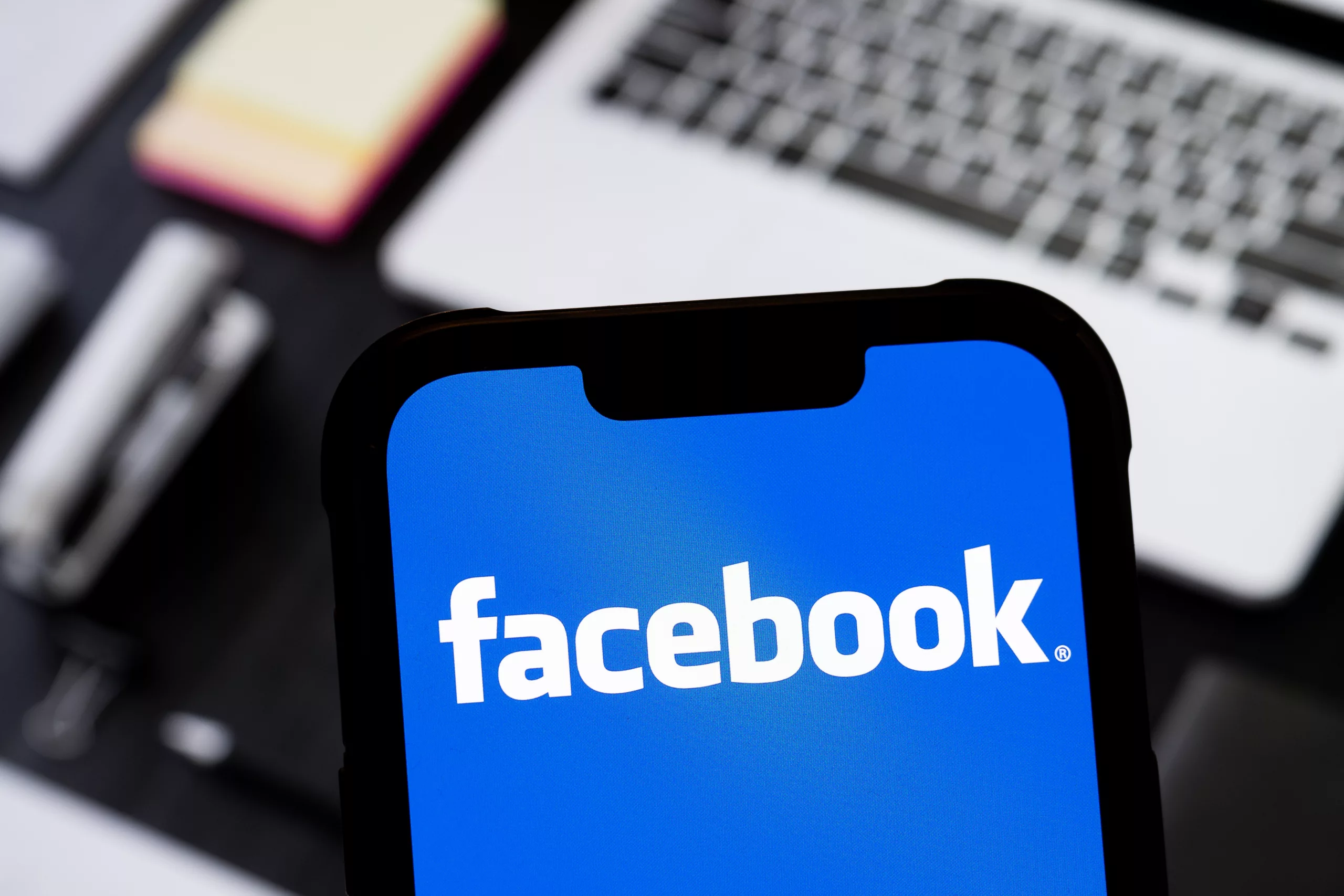 facebook icerik ureticilerine para sacacak scaled.webp