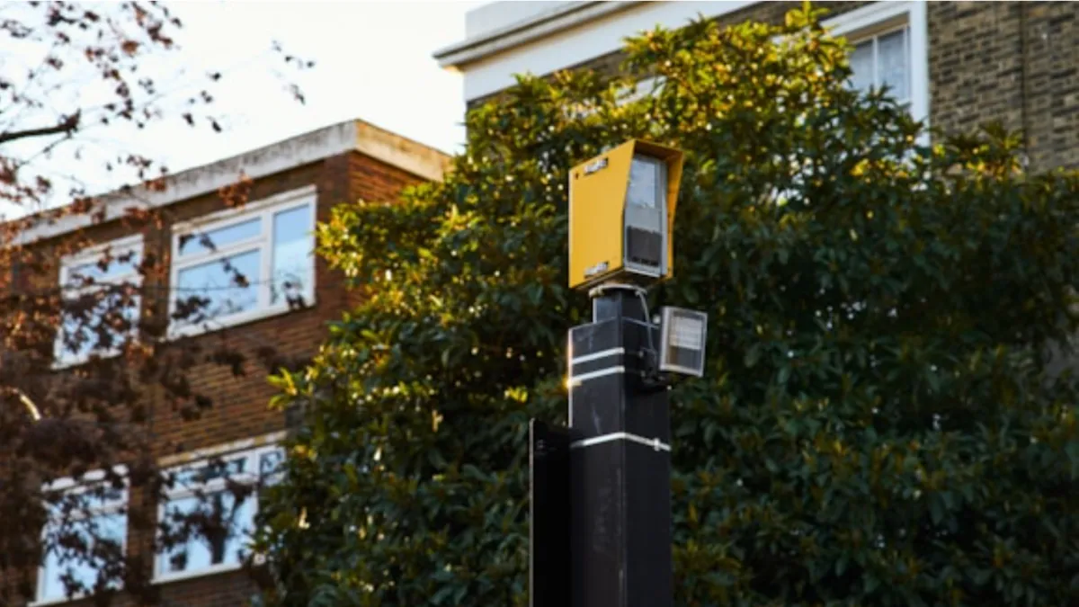 Trafik Denetiminde Yeni Dönem: 4K Hız Kamerası ile Kaçış Yok! 3 trafik denetiminde yeni donem 4k hiz kamerasi ile kacis yok.webp