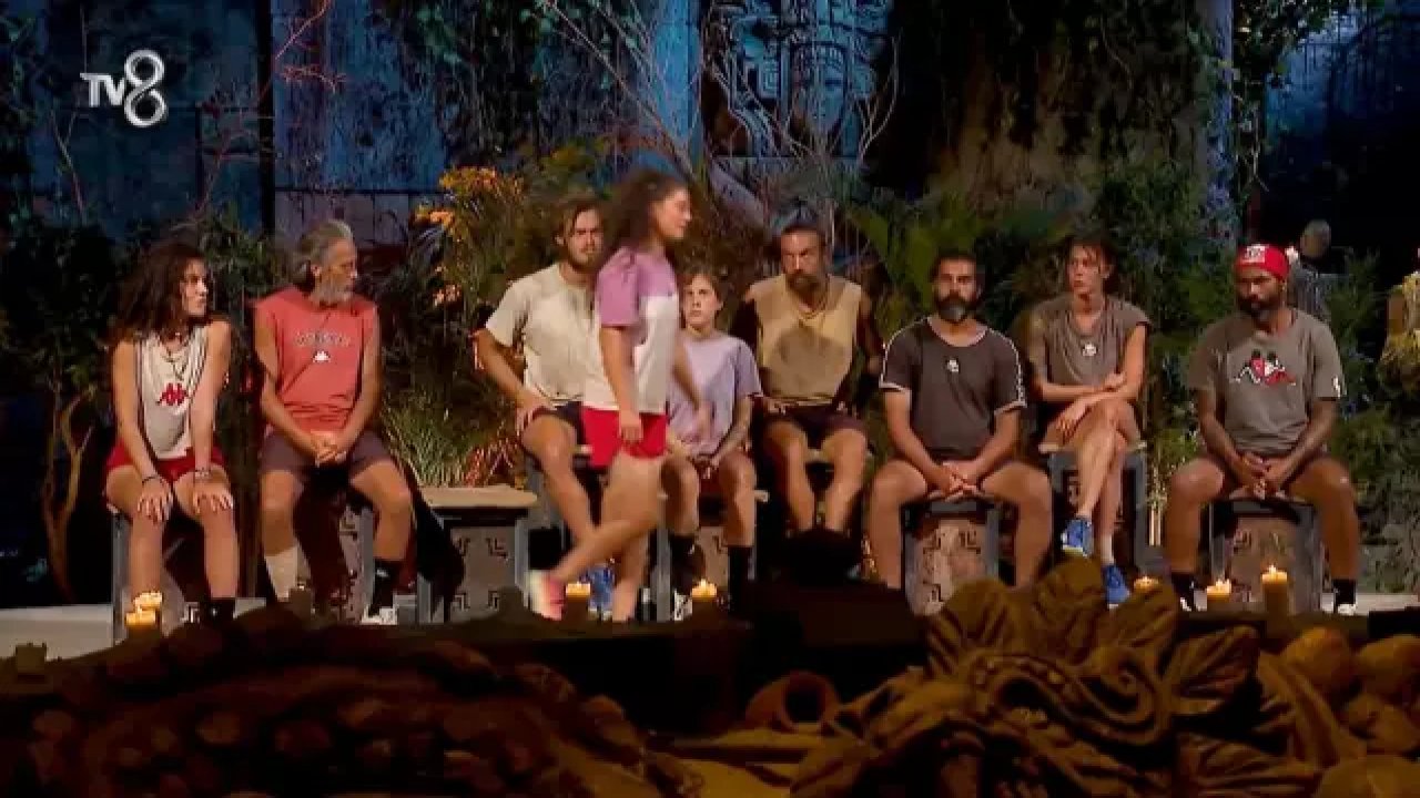 Tehdit mesajları sonrası yarışmadan çekildi! 1 556926