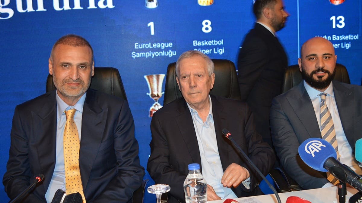 Aziz Yıldırım’dan kongre öncesi dikkat çeken mesaj: “Fenerbahçe yeniden şahlanacak” 6 559508