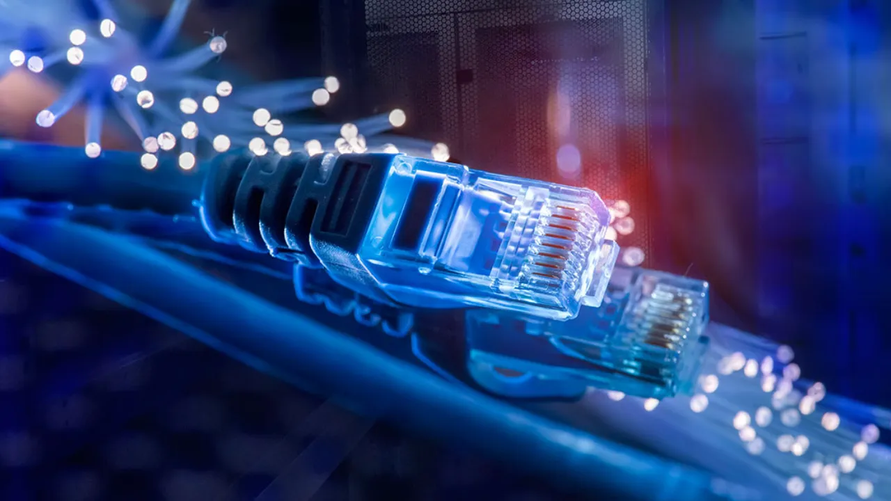 TurkNet Türkiye Genelinde Vites Artırıyor: Gigafiber Ağı 4,5 Milyon Haneye Ulaşacak 5 Turknet Fiber.webp