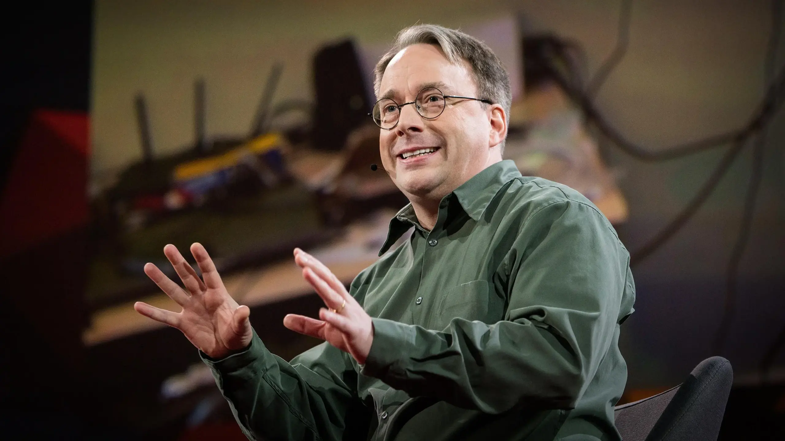 Linus Torvalds: Yapay Zeka Devrim Değil 16 linus torvalds yapay zeka devrim degil scaled.webp