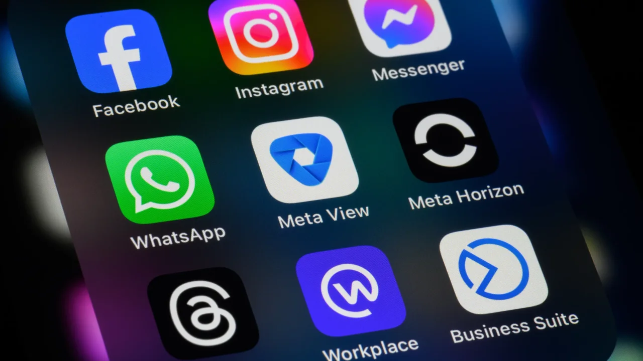 Meta'nın Türkiye Raporu Açıklandı: Dijital Ekonomi 1.7 Trilyon TL'ye Ulaştı 18 metadan devlete tehdit uygulamalari kapatiriz.webp