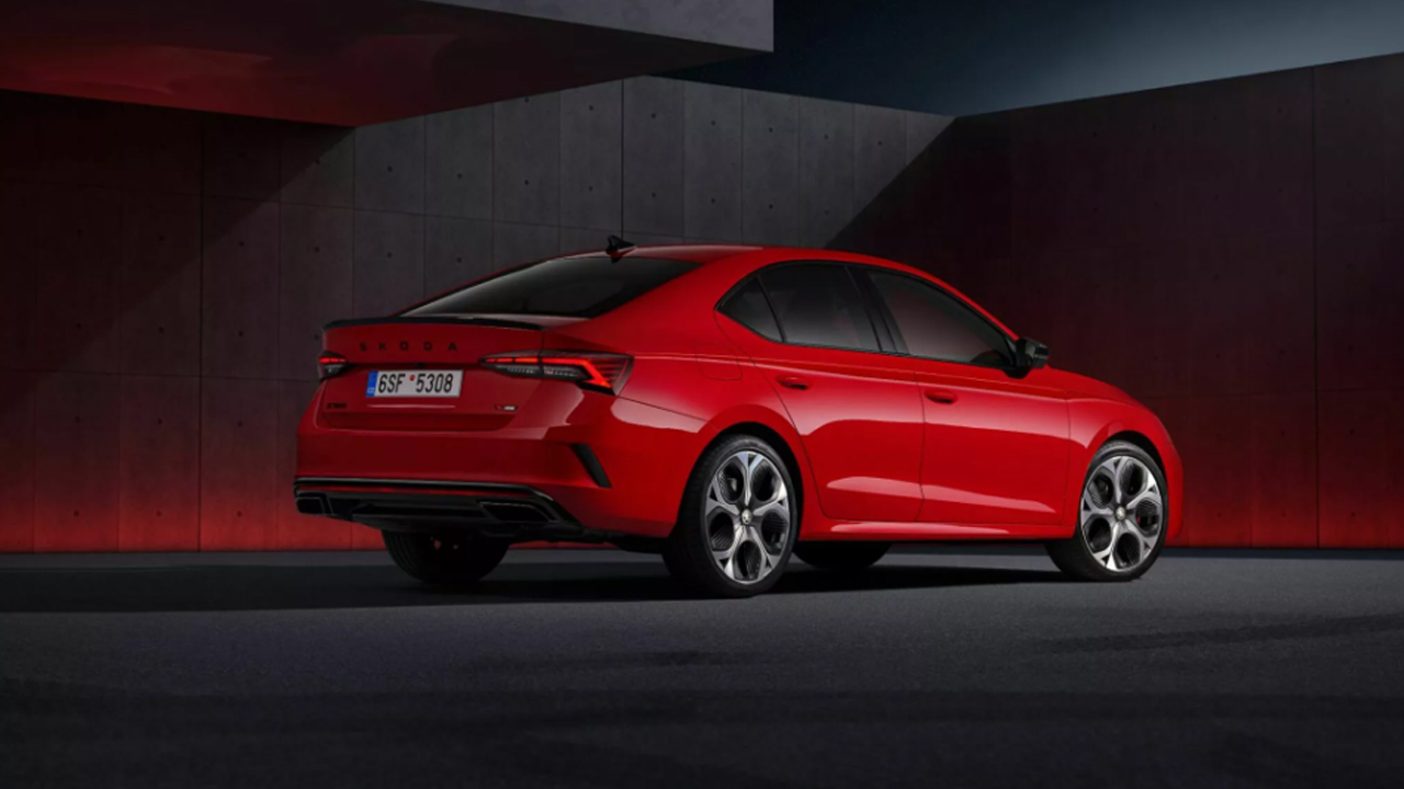 Skoda'ya Siber Saldırı: Müşteri Verileri Tehlikede 8 skoda octavia rs tanitildi 01