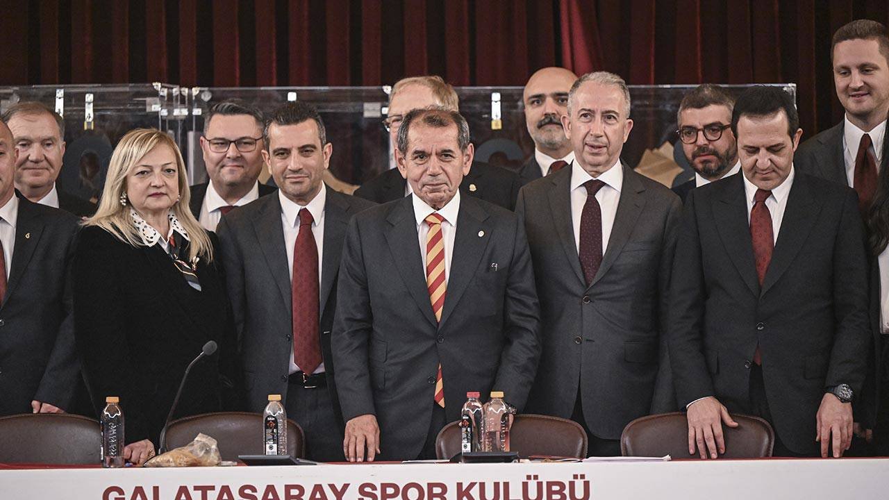 Dursun Özbek yeniden göreve başladı: Galatasaray’da mazbata heyecanı! 1 559830