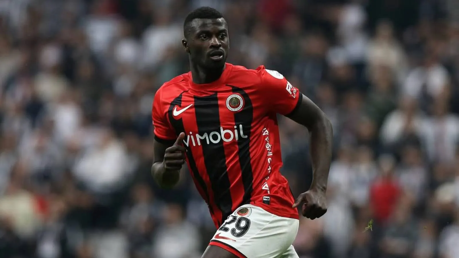 Gençlerbirliği'nde M'Baye Niang ile yollar ayrıldı 7 560562